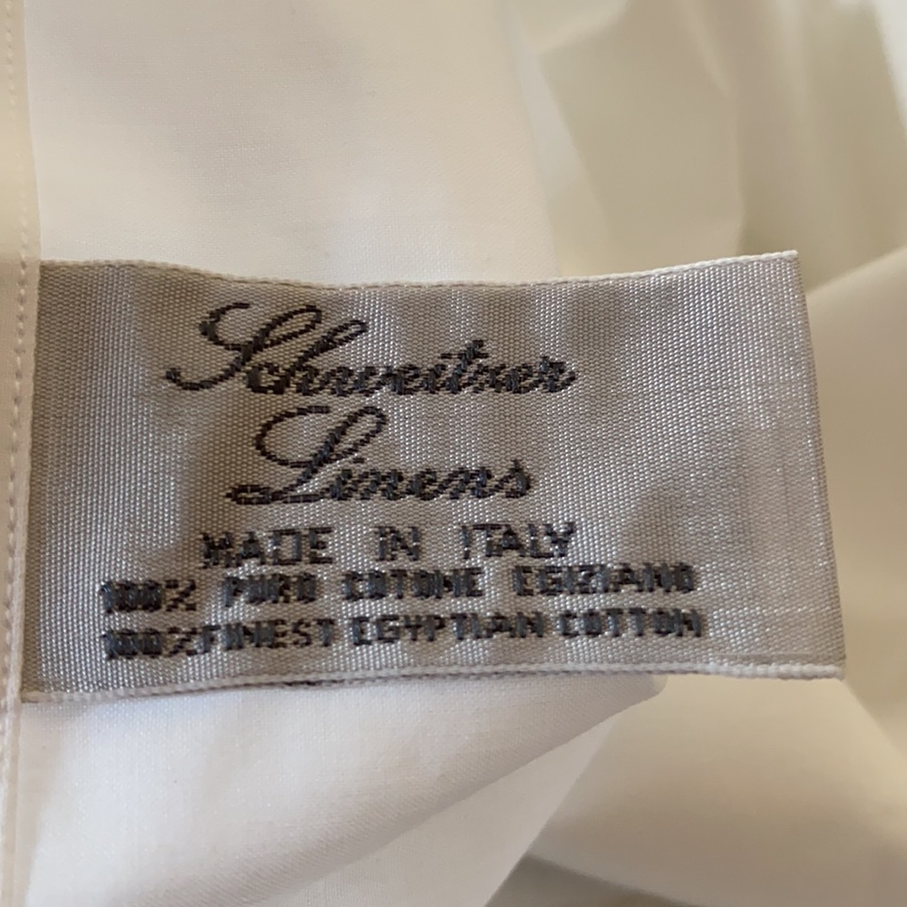 Gorgeous Schweitzer King Duvet & 2 Euro Shams NWT - Picture 2 of 3